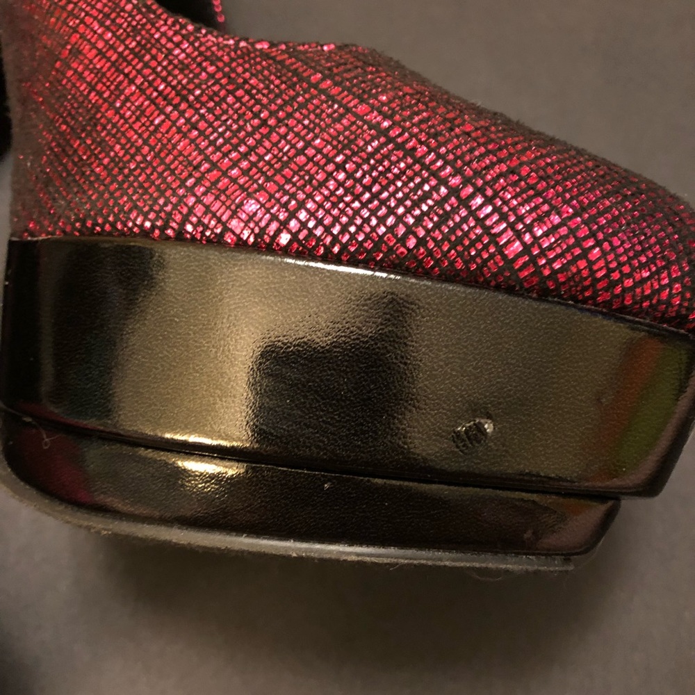 NWOB JustFab Flirty Shiny Platform Heels - Picture 7 of 8